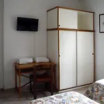 Gambacorta Pensión 3*