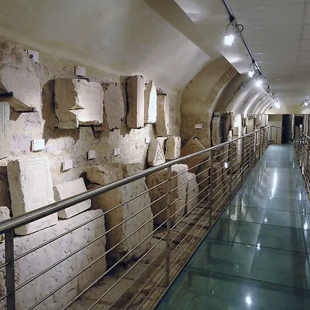 Gambacorta Pensión 3*