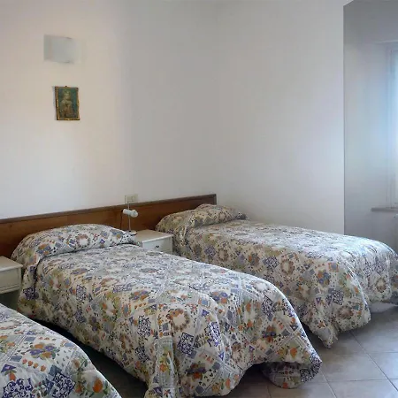 Guest house Gambacorta 2*